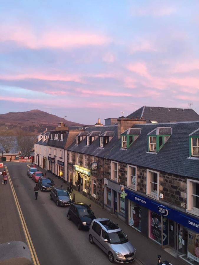 Caledonian Hotel Portree Luaran gambar