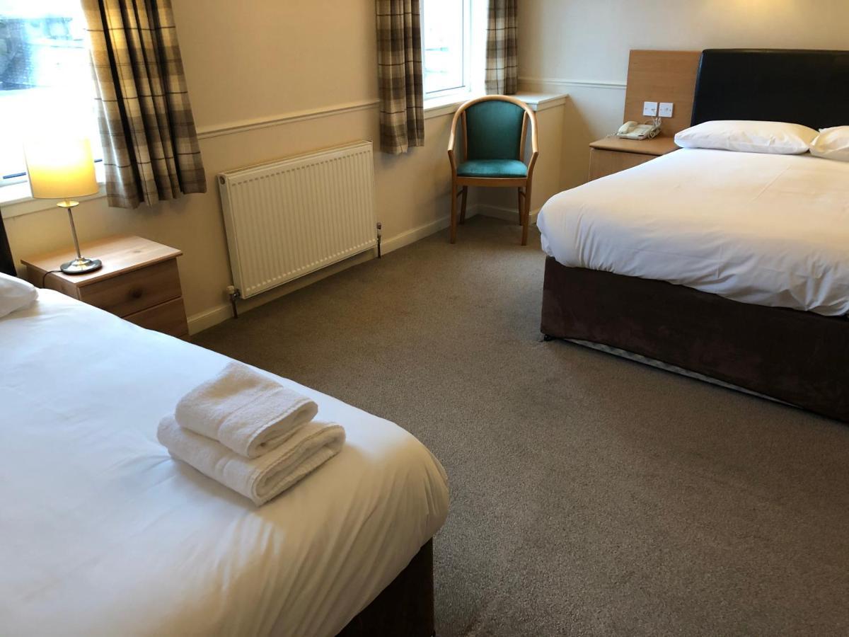 Caledonian Hotel Portree Luaran gambar